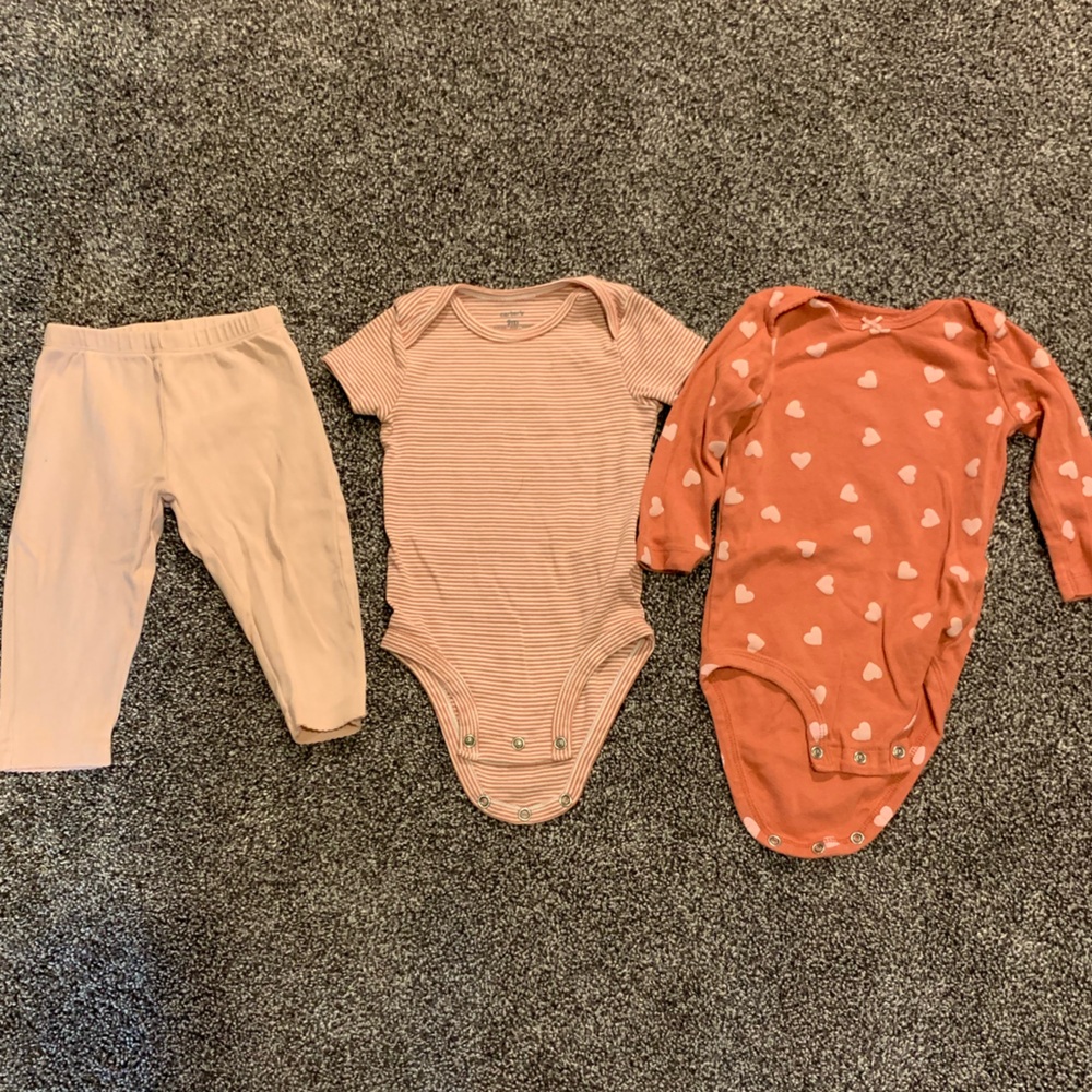 Carter's 9 Piece Bundle - Picture 10 of 16